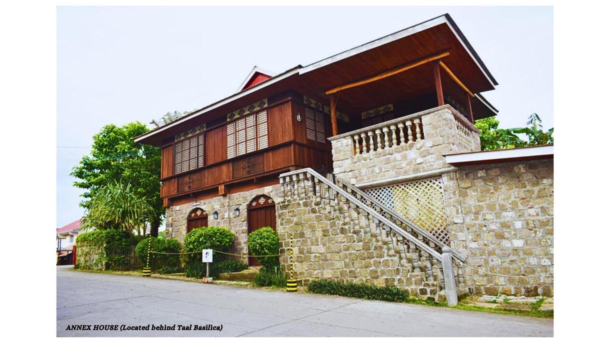 Paradores Del Castillo Taal Exterior foto